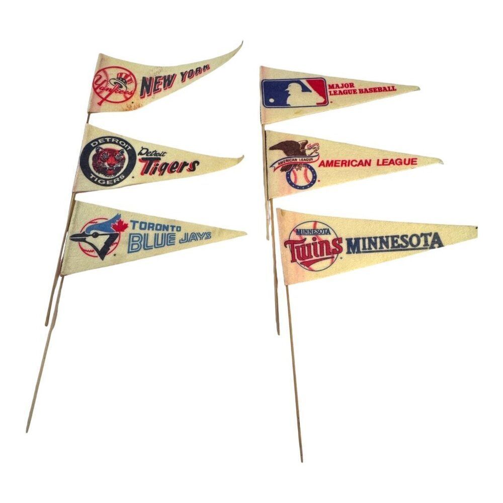 Vintage MLB Felt Mini Pennant Set Detroit Tigers New York Yankees Twins AL READ